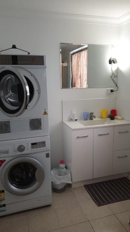 Dianella Budget Rooms Happy Place To Stay Perth Exterior photo